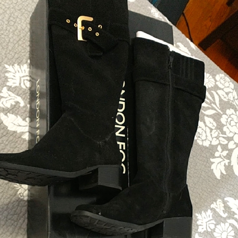 London Fog Black and Gold Heeled Boots